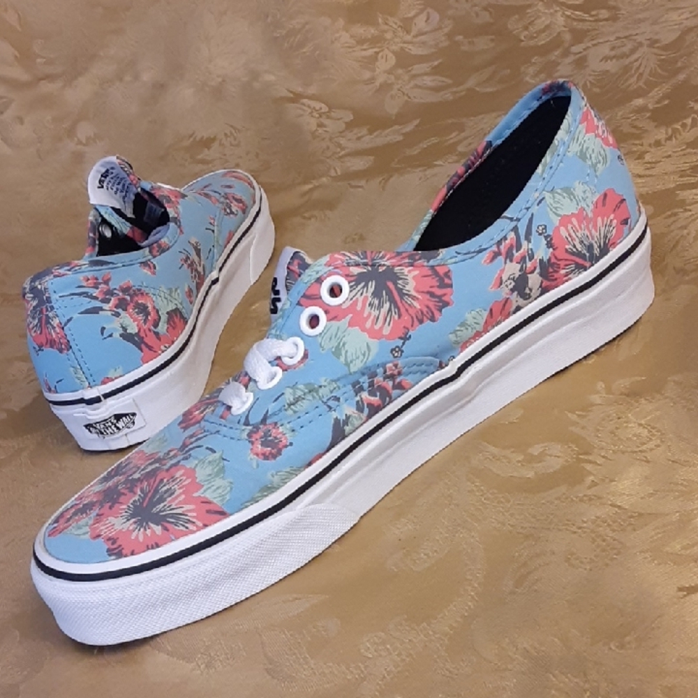 VANS x Star Wars AutheYoda Edition Blue/Pink Women's 8.5 Men's 7.0